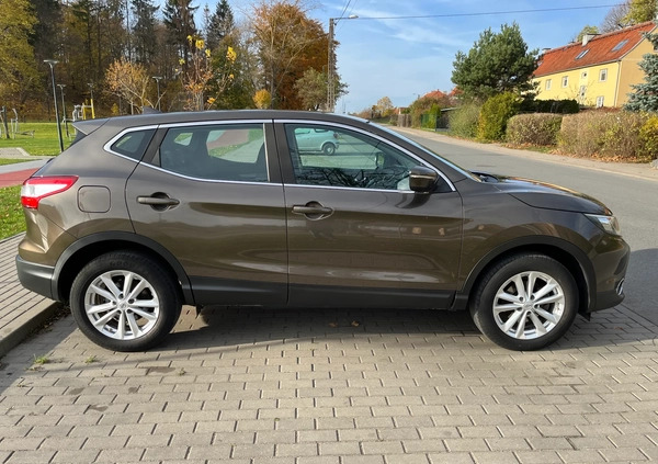 Nissan Qashqai cena 48800 przebieg: 102112, rok produkcji 2014 z Kętrzyn małe 704